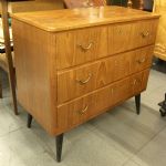 926 2393 CHEST OF DRAWERS